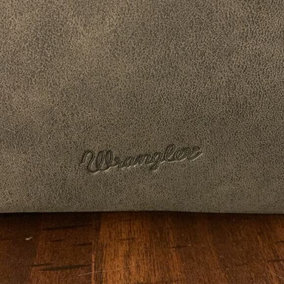 NWT Wrangler Sherpa Mini Tote Crossbody Bag - Black - Picture 4 of 12